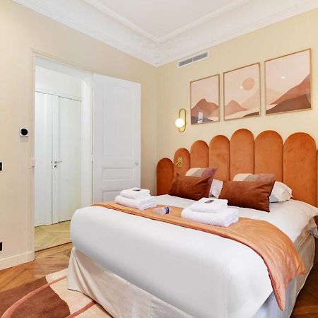 פריז Chic Apartment - 1Br-4P - Facing The Louvre מראה חיצוני תמונה